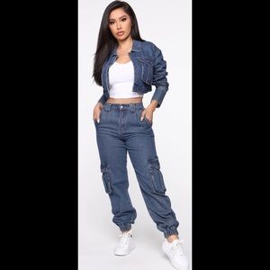 Fashion Nova Womans’s Cargo Joggers- Blue Wash